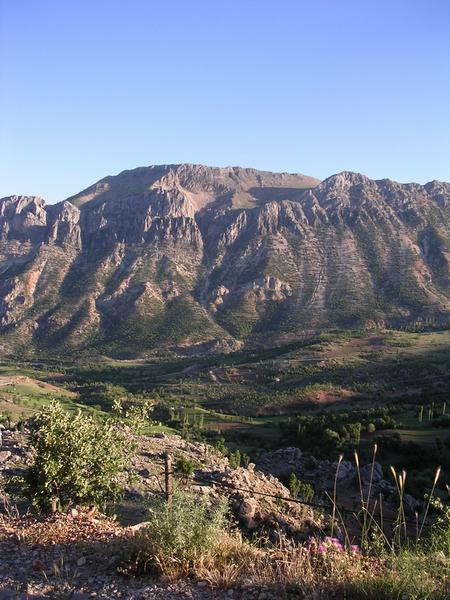 amahal-mountains.JPG