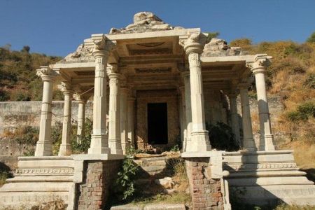 ToJ Forgotten Temple entraces.jpg